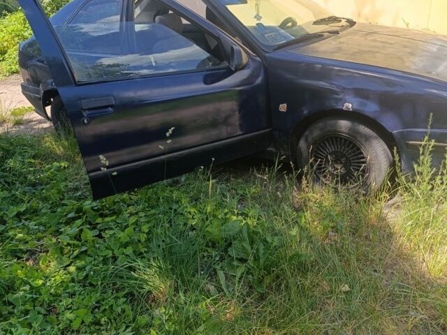 Синій Форд Інша, об'ємом двигуна 1.6 л та пробігом 30 тис. км за 698 $, фото 1 на Automoto.ua