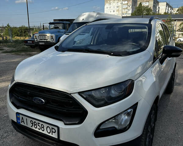 Белый Форд Экоспорт, объемом двигателя 2 л и пробегом 47 тыс. км за 14000 $, фото 1 на Automoto.ua