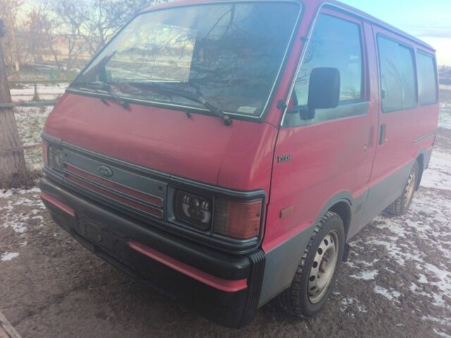 Красный Форд Эконован, объемом двигателя 1.4 л и пробегом 347 тыс. км за 2700 $, фото 1 на Automoto.ua