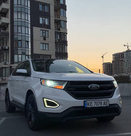 Белый Форд Эдж, объемом двигателя 3.5 л и пробегом 190 тыс. км за 19000 $, фото 1 на Automoto.ua