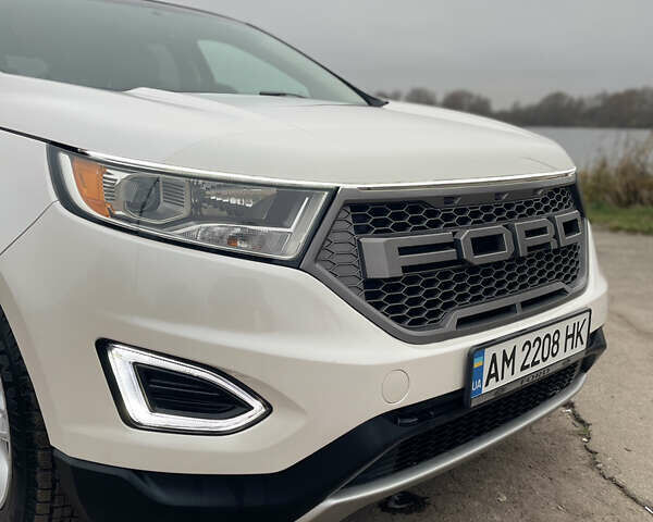 Білий Форд Едж, об'ємом двигуна 3.5 л та пробігом 153 тис. км за 16999 $, фото 1 на Automoto.ua