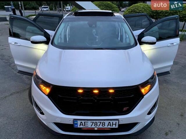 Белый Форд Эдж, объемом двигателя 2 л и пробегом 220 тыс. км за 15800 $, фото 1 на Automoto.ua