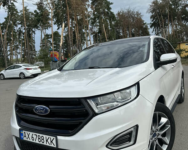 Белый Форд Эдж, объемом двигателя 3.5 л и пробегом 195 тыс. км за 15500 $, фото 1 на Automoto.ua