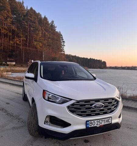 Белый Форд Эдж, объемом двигателя 2 л и пробегом 105 тыс. км за 19800 $, фото 1 на Automoto.ua