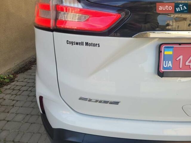 Белый Форд Эдж, объемом двигателя 2 л и пробегом 155 тыс. км за 21700 $, фото 1 на Automoto.ua