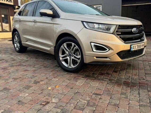 Бежевий Форд Едж, об'ємом двигуна 2 л та пробігом 146 тис. км за 19200 $, фото 1 на Automoto.ua