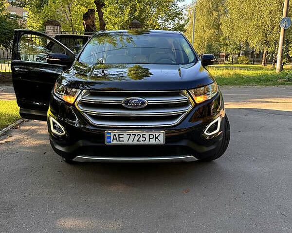 Черный Форд Эдж, объемом двигателя 2 л и пробегом 146 тыс. км за 13499 $, фото 1 на Automoto.ua