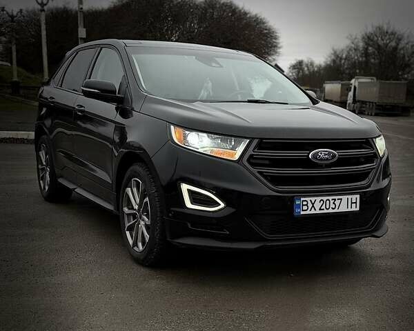 Черный Форд Эдж, объемом двигателя 2 л и пробегом 133 тыс. км за 21300 $, фото 1 на Automoto.ua