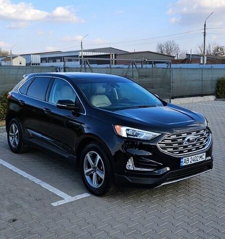 Чорний Форд Едж, об'ємом двигуна 2 л та пробігом 93 тис. км за 17900 $, фото 1 на Automoto.ua