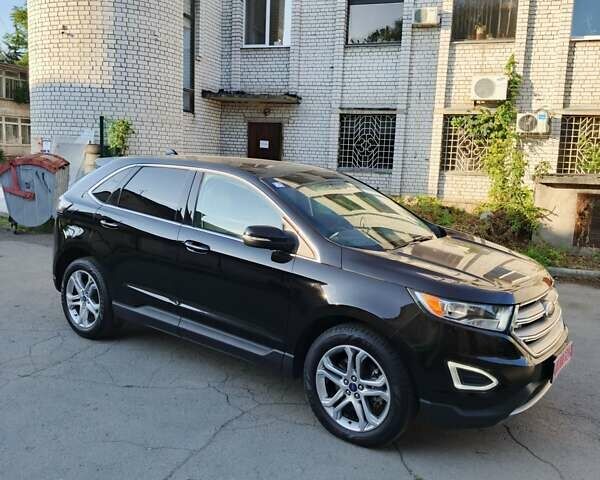 Черный Форд Эдж, объемом двигателя 2 л и пробегом 284 тыс. км за 16000 $, фото 1 на Automoto.ua