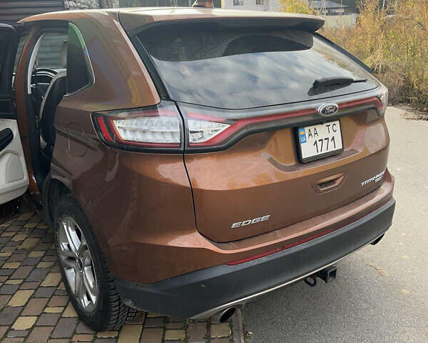 Коричневый Форд Эдж, объемом двигателя 2 л и пробегом 106 тыс. км за 17100 $, фото 1 на Automoto.ua