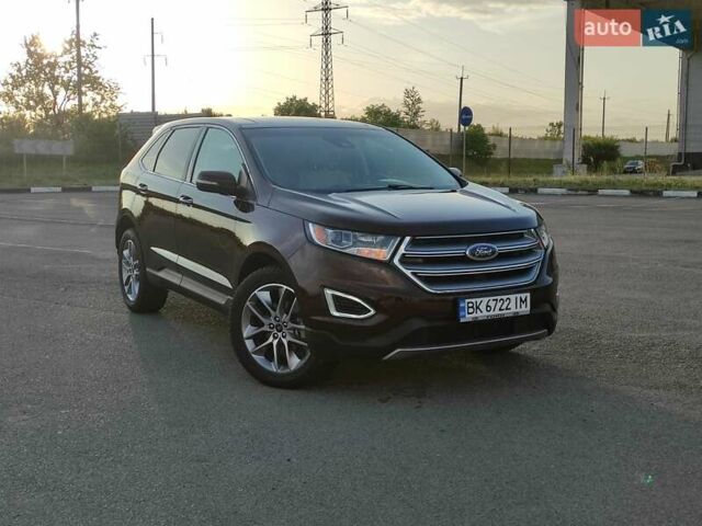 Красный Форд Эдж, объемом двигателя 2 л и пробегом 87 тыс. км за 23500 $, фото 1 на Automoto.ua