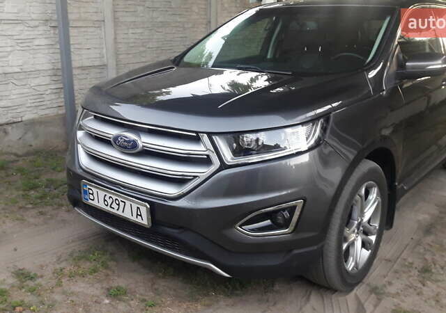 Серый Форд Эдж, объемом двигателя 2 л и пробегом 201 тыс. км за 16500 $, фото 1 на Automoto.ua