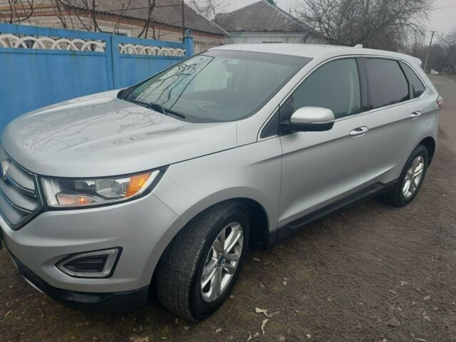 Сірий Форд Едж, об'ємом двигуна 2 л та пробігом 199 тис. км за 15000 $, фото 1 на Automoto.ua