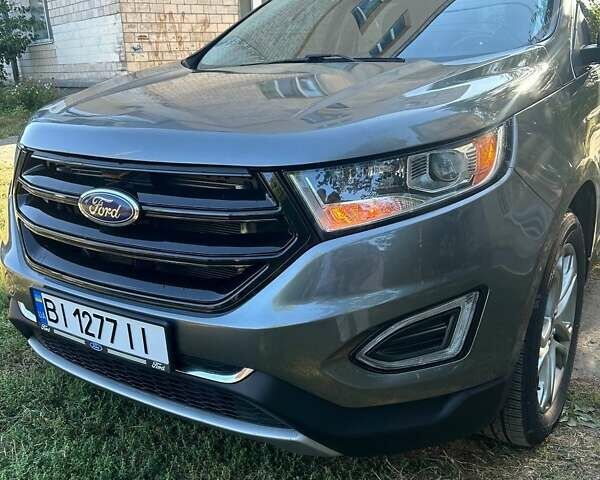 Серый Форд Эдж, объемом двигателя 2 л и пробегом 137 тыс. км за 15000 $, фото 1 на Automoto.ua