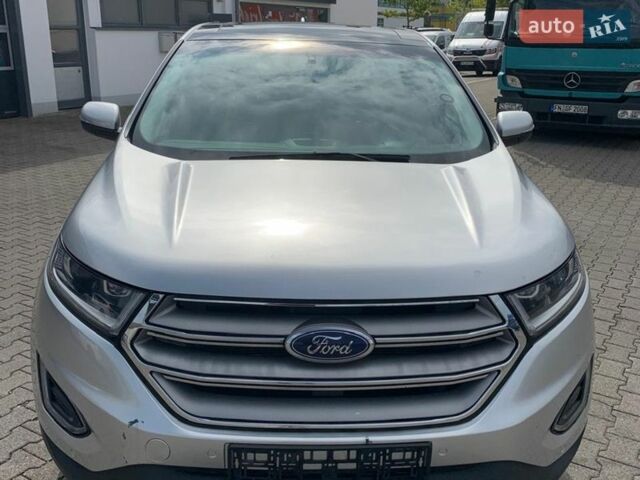 Серый Форд Эдж, объемом двигателя 3.5 л и пробегом 130 тыс. км за 16500 $, фото 1 на Automoto.ua