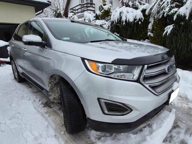 Сірий Форд Едж, об'ємом двигуна 2 л та пробігом 128 тис. км за 9000 $, фото 1 на Automoto.ua