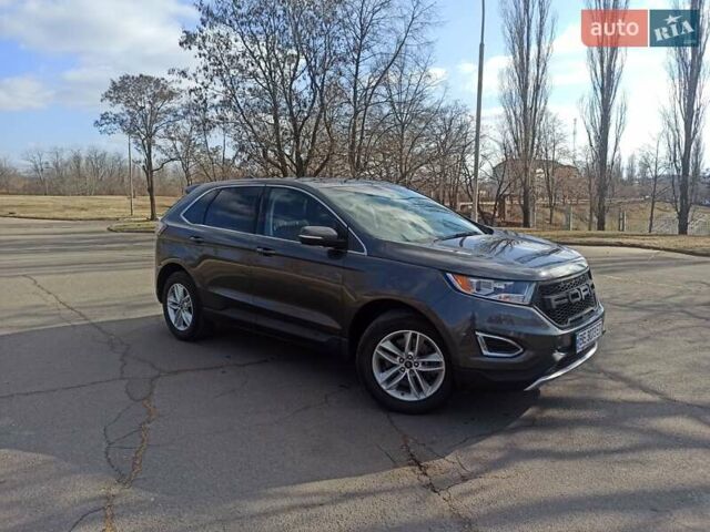 Серый Форд Эдж, объемом двигателя 2 л и пробегом 140 тыс. км за 19500 $, фото 1 на Automoto.ua