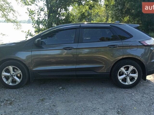 Сірий Форд Едж, об'ємом двигуна 2 л та пробігом 138 тис. км за 16200 $, фото 1 на Automoto.ua