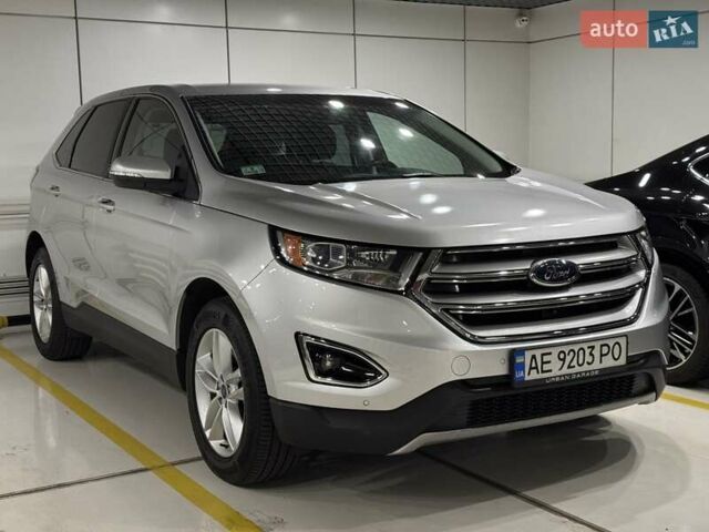 Сірий Форд Едж, об'ємом двигуна 2 л та пробігом 82 тис. км за 18500 $, фото 1 на Automoto.ua