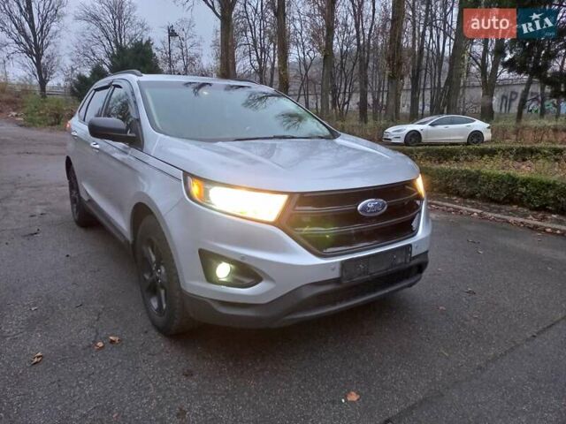 Серый Форд Эдж, объемом двигателя 2 л и пробегом 120 тыс. км за 14900 $, фото 1 на Automoto.ua