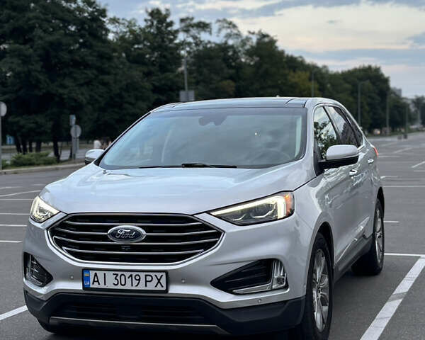 Сірий Форд Едж, об'ємом двигуна 2 л та пробігом 119 тис. км за 18900 $, фото 1 на Automoto.ua