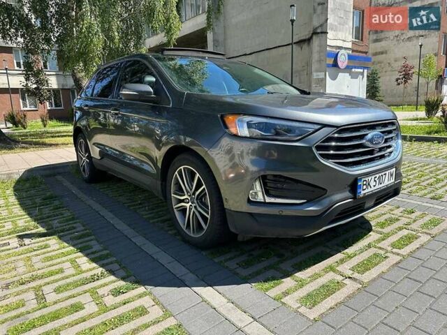 Серый Форд Эдж, объемом двигателя 2 л и пробегом 114 тыс. км за 20500 $, фото 1 на Automoto.ua