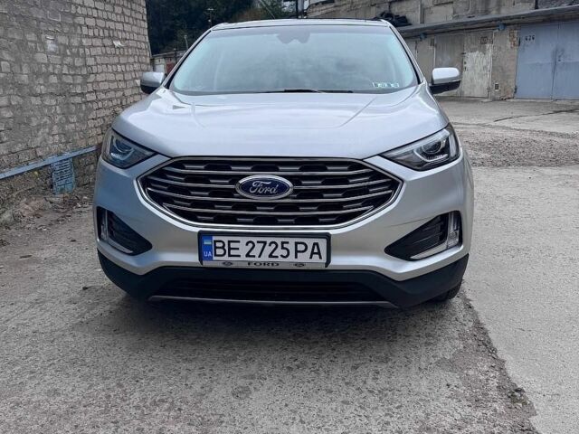 Сірий Форд Едж, об'ємом двигуна 2 л та пробігом 53 тис. км за 19800 $, фото 1 на Automoto.ua