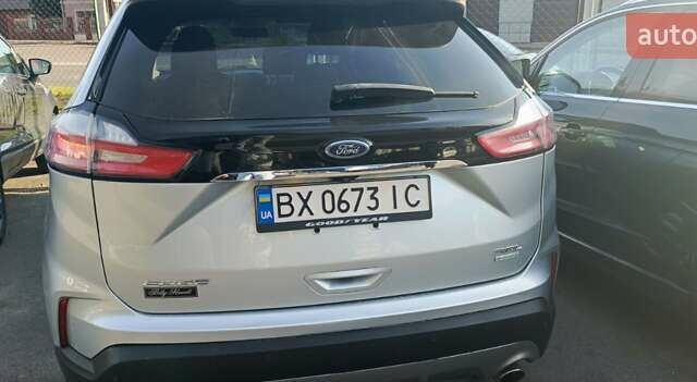 Серый Форд Эдж, объемом двигателя 2 л и пробегом 111 тыс. км за 15500 $, фото 1 на Automoto.ua
