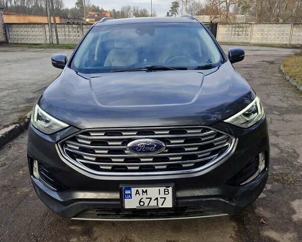 Серый Форд Эдж, объемом двигателя 2 л и пробегом 98 тыс. км за 17800 $, фото 1 на Automoto.ua