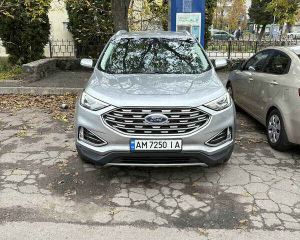 Сірий Форд Едж, об'ємом двигуна 2 л та пробігом 134 тис. км за 19500 $, фото 1 на Automoto.ua