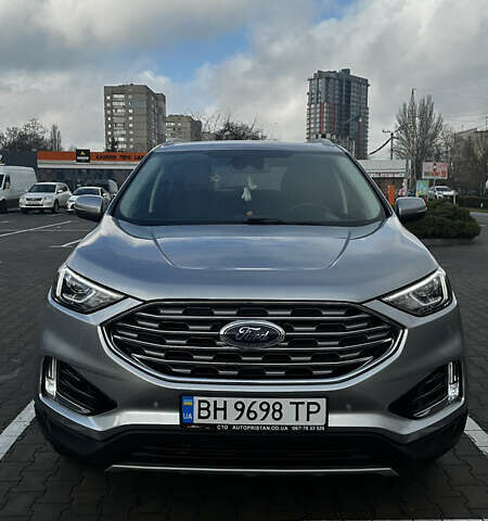 Сірий Форд Едж, об'ємом двигуна 2 л та пробігом 130 тис. км за 21000 $, фото 1 на Automoto.ua