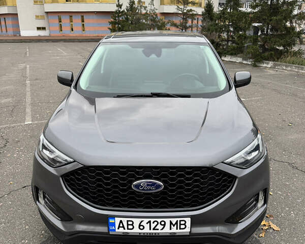 Серый Форд Эдж, объемом двигателя 2 л и пробегом 127 тыс. км за 19200 $, фото 1 на Automoto.ua