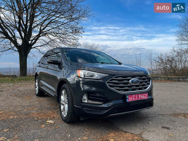 Серый Форд Эдж, объемом двигателя 2 л и пробегом 129 тыс. км за 18999 $, фото 1 на Automoto.ua