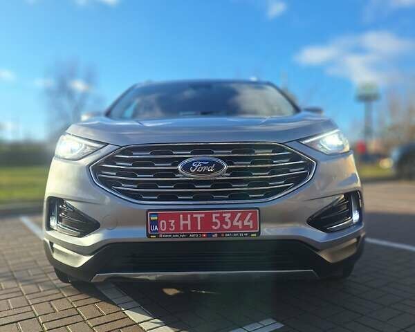 Сірий Форд Едж, об'ємом двигуна 2 л та пробігом 110 тис. км за 17499 $, фото 1 на Automoto.ua