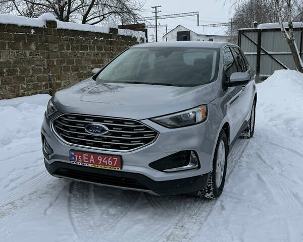 Сірий Форд Едж, об'ємом двигуна 2 л та пробігом 118 тис. км за 18500 $, фото 1 на Automoto.ua