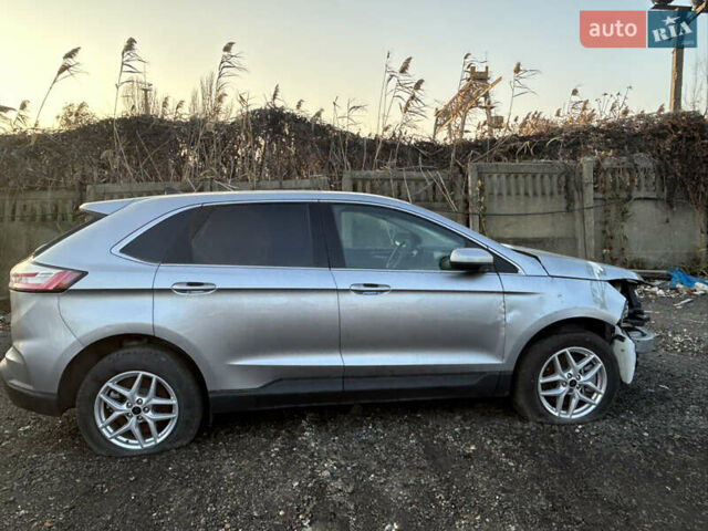 Сірий Форд Едж, об'ємом двигуна 2 л та пробігом 20 тис. км за 10500 $, фото 1 на Automoto.ua