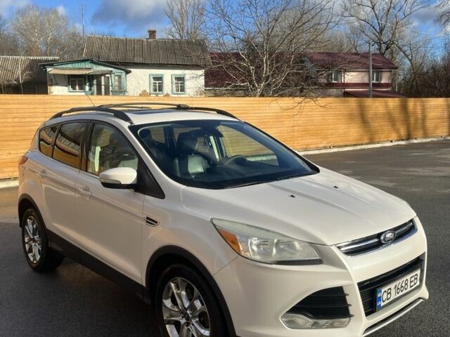 Білий Форд Ескейп, об'ємом двигуна 2 л та пробігом 261 тис. км за 10000 $, фото 1 на Automoto.ua