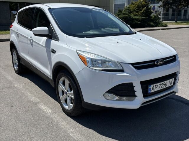 Білий Форд Ескейп, об'ємом двигуна 1.6 л та пробігом 240 тис. км за 7600 $, фото 1 на Automoto.ua