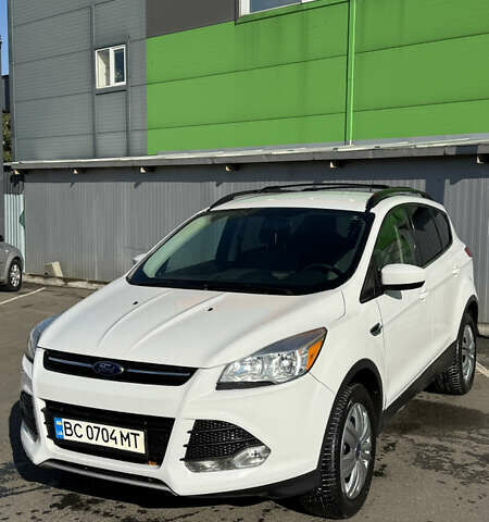 Форд Эскейп 2012 в Харькове на Automoto.ua Белый Форд Эскейп, объемом двигателя 1.6 л и пробегом 166 тыс. км за 10299 $, фото 1 на Automoto.ua