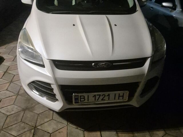 Белый Форд Эскейп, объемом двигателя 1.6 л и пробегом 138 тыс. км за 12000 $, фото 1 на Automoto.ua