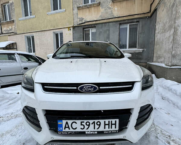 Белый Форд Эскейп, объемом двигателя 2 л и пробегом 220 тыс. км за 12000 $, фото 1 на Automoto.ua