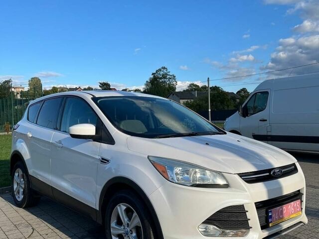 Белый Форд Эскейп, объемом двигателя 1.6 л и пробегом 229 тыс. км за 7499 $, фото 1 на Automoto.ua