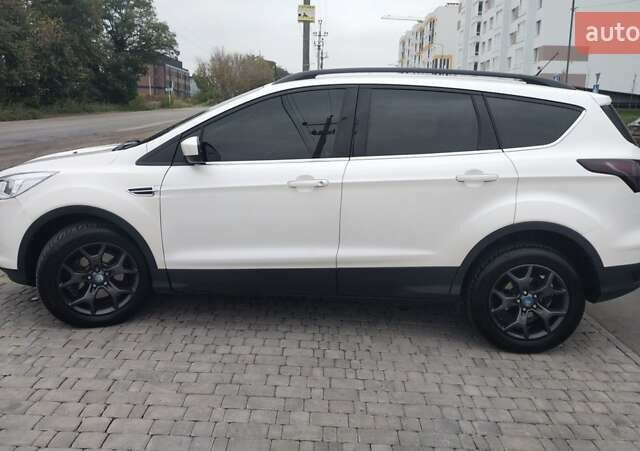 Білий Форд Ескейп, об'ємом двигуна 1.6 л та пробігом 155 тис. км за 9950 $, фото 1 на Automoto.ua