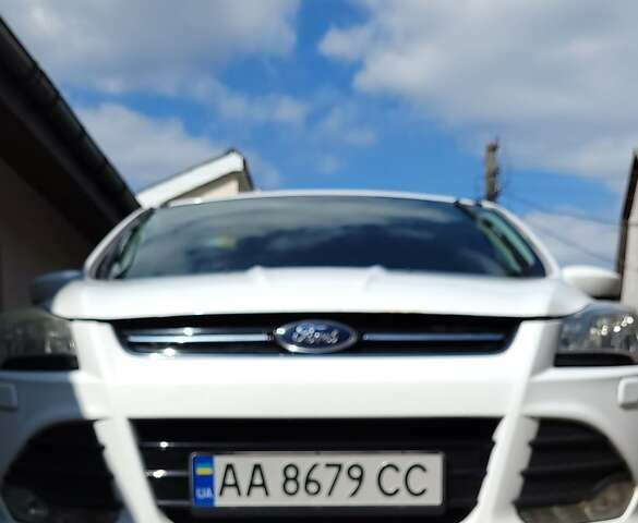 Білий Форд Ескейп, об'ємом двигуна 1.6 л та пробігом 195 тис. км за 10200 $, фото 1 на Automoto.ua