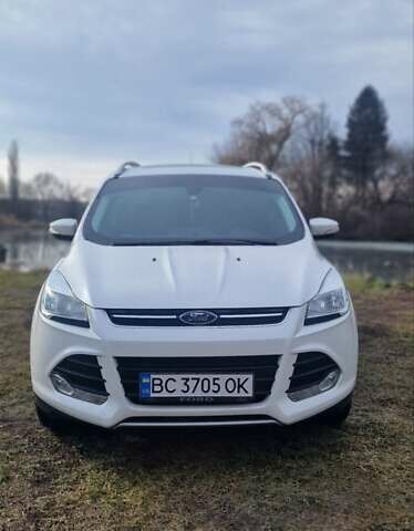 Белый Форд Эскейп, объемом двигателя 2 л и пробегом 136 тыс. км за 13200 $, фото 1 на Automoto.ua