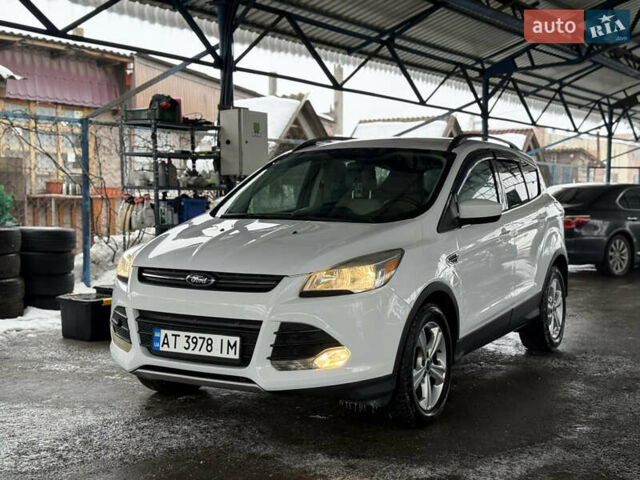 Білий Форд Ескейп, об'ємом двигуна 1.6 л та пробігом 208 тис. км за 9250 $, фото 1 на Automoto.ua