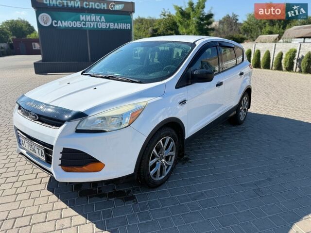 Білий Форд Ескейп, об'ємом двигуна 2.5 л та пробігом 256 тис. км за 9900 $, фото 1 на Automoto.ua