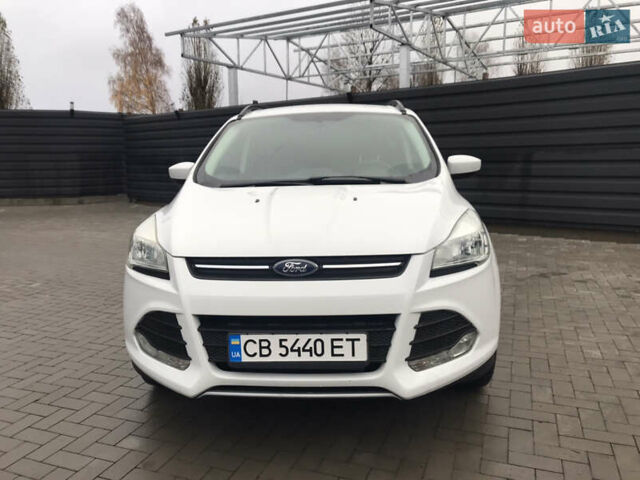 Белый Форд Эскейп, объемом двигателя 2 л и пробегом 185 тыс. км за 12800 $, фото 1 на Automoto.ua