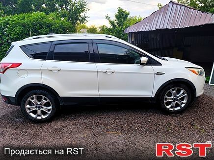 Белый Форд Эскейп, объемом двигателя 2 л и пробегом 140 тыс. км за 13900 $, фото 1 на Automoto.ua